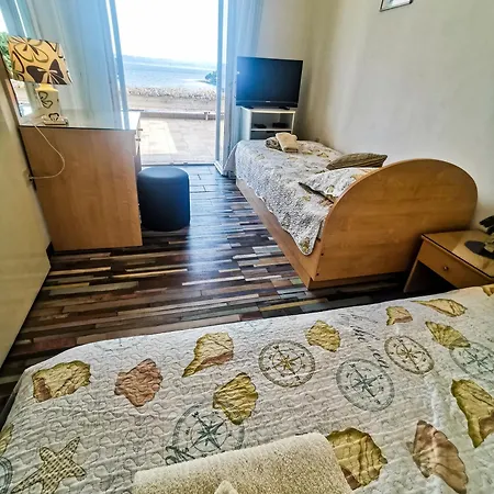 Apartman Damir Sumartin Exterior photo